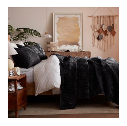 Velevt Quilt California King Size 118 Inch X106 Inch, Lightweight Black Velvet Comforter Set with 2 Matching Shams, Soft Cross Stitch Bedspread Coverlet, Oversized King Bedding Set for All Season (New in Box)