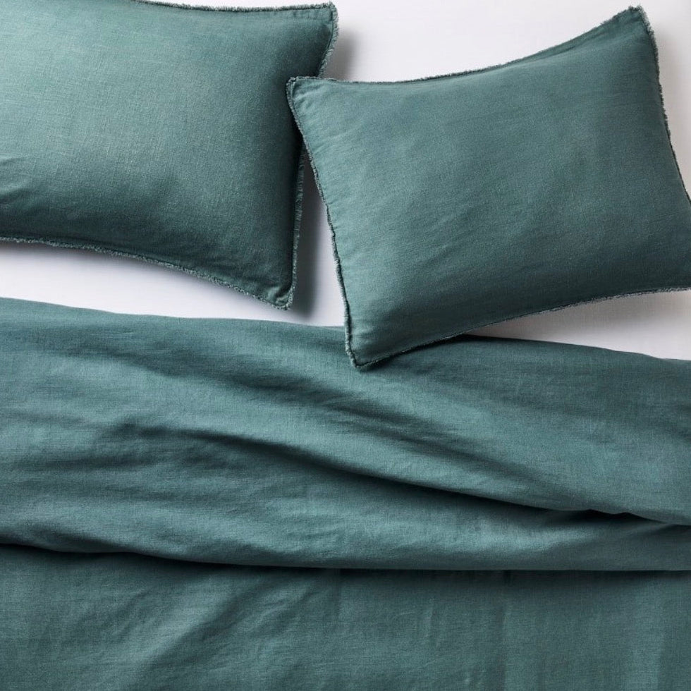 King/California King Heavyweight Linen Blend Comforter & Shame Set Dark Teal Blue - Casaluna Woven Rayon, Zipper Closure (New in Package)