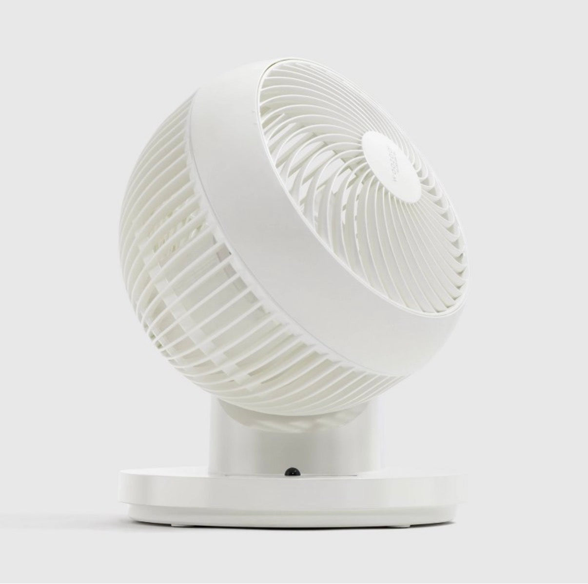 Iris WOOZOO 360 degree Oscillating Fan with Remote and Timer 3 Speed Setting