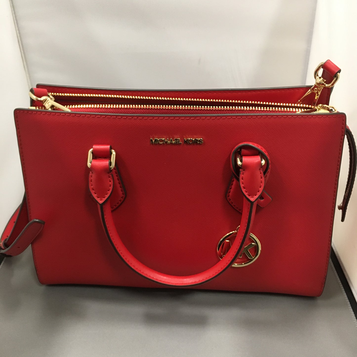 Michael Kors Sheila Medium Satchel