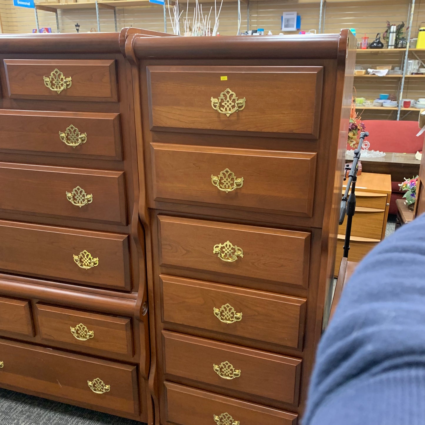 Tall Thin Chest of Drawers