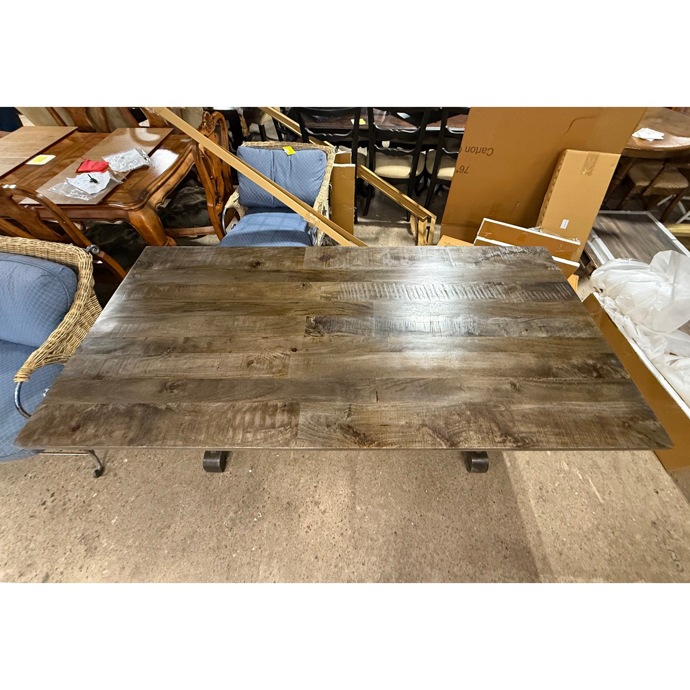 Hanover Annecy Dining Table