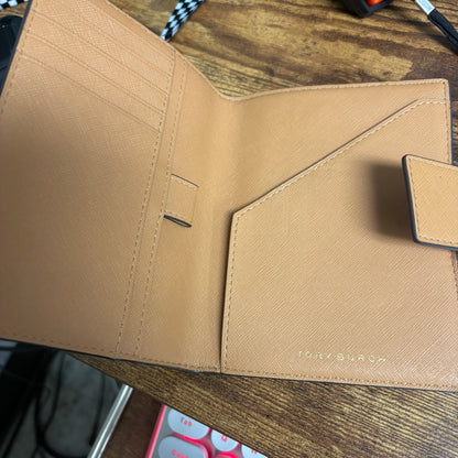Tory Burch Snap Passport Case