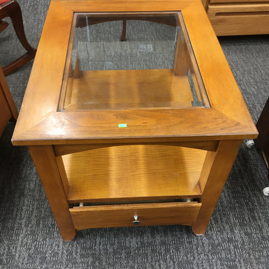 Broyhill End Table