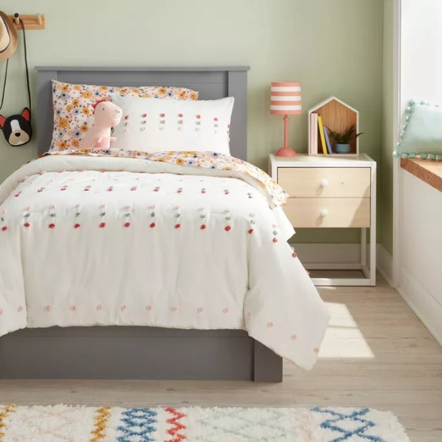 (New) Full/Queen Pom Kids' Comforter Set Cream - Pillowfort™