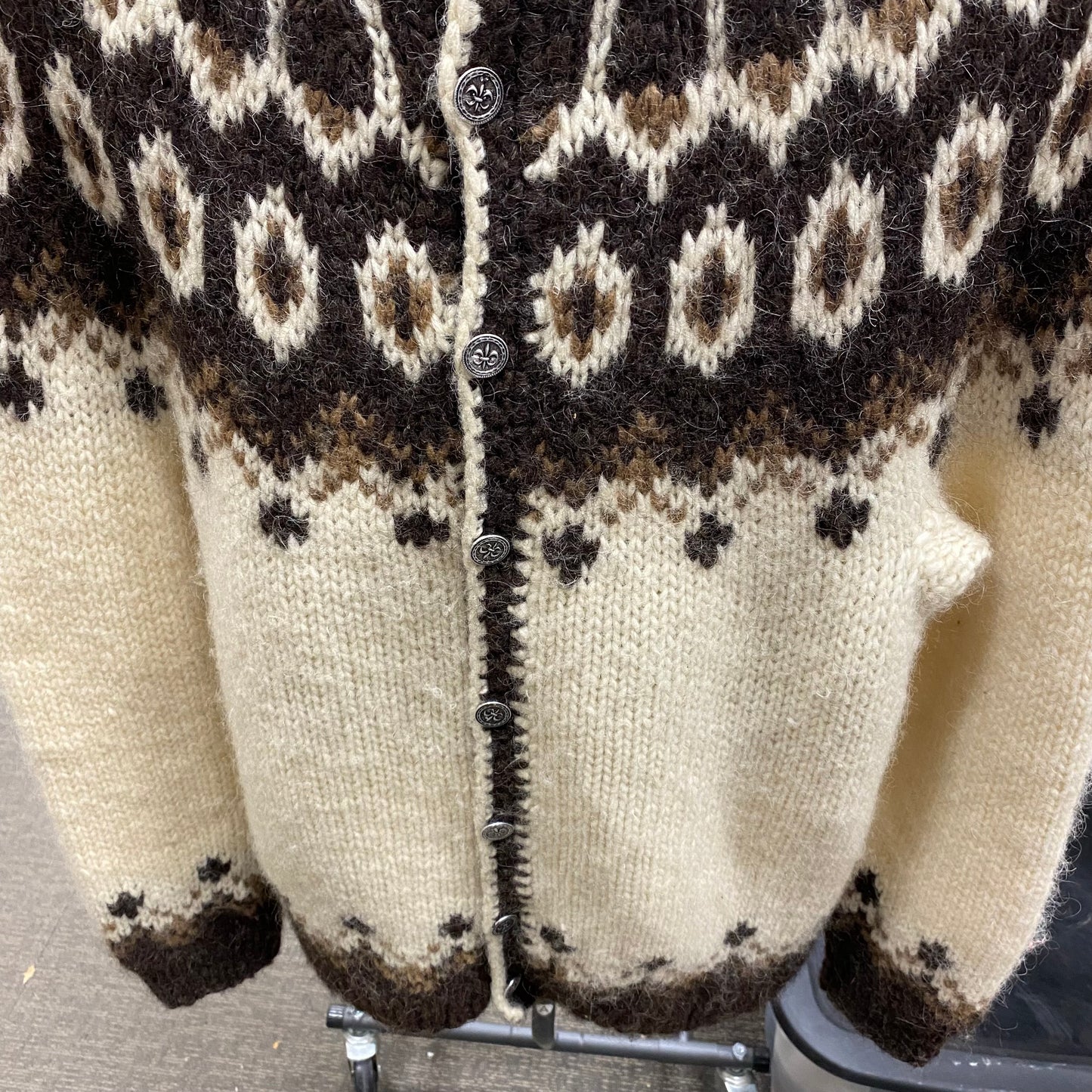 Men's Large Iceland Sweater Hand Knitted 100% Pure Wool