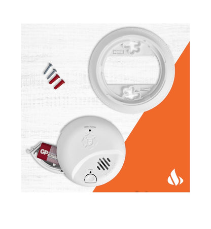 First Alert Battery Smoke Alarm (New in Box)