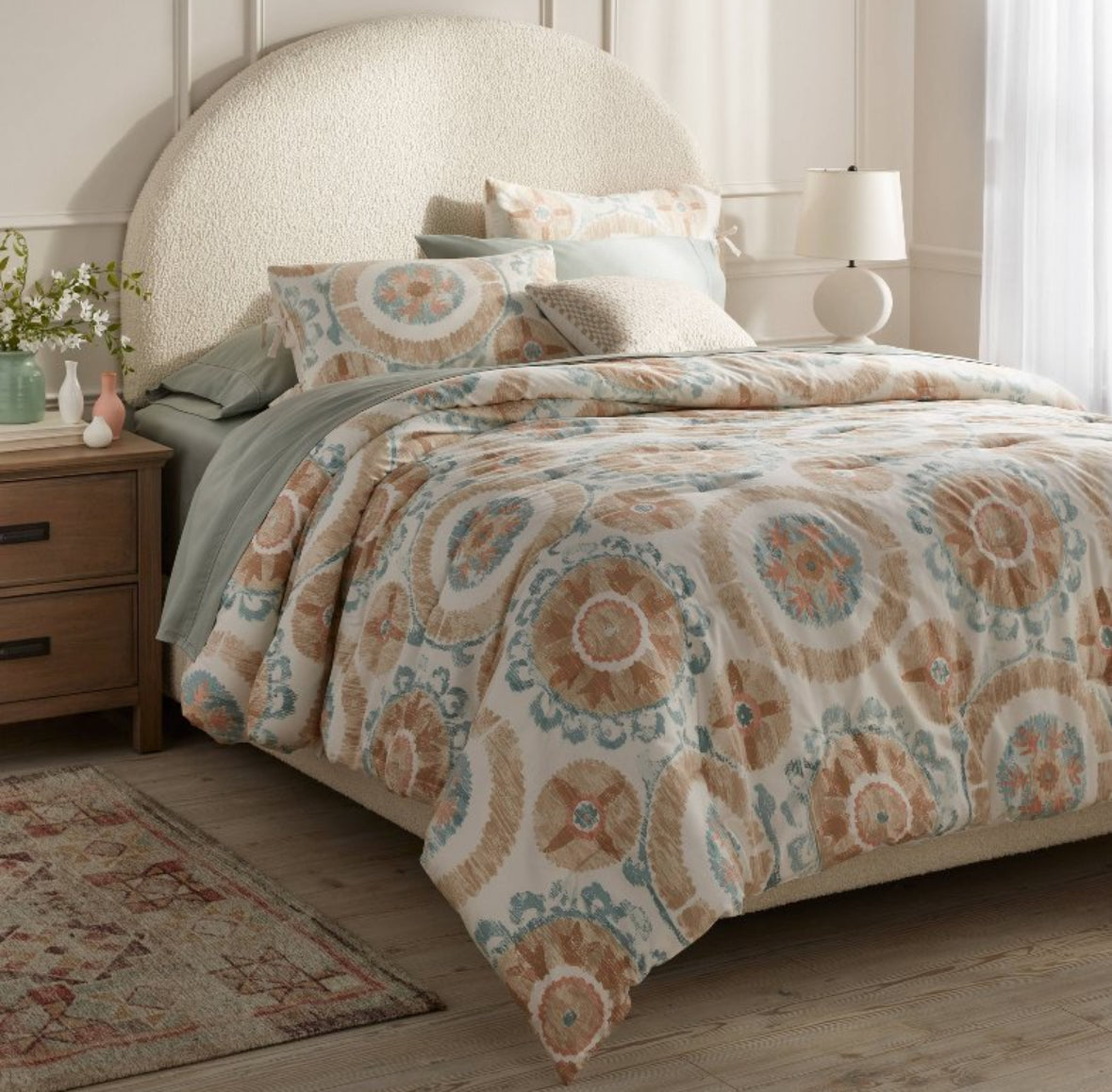 Threshold Suzani Ivory Full Queen Comforter Set