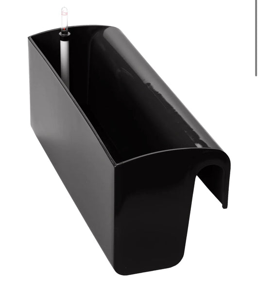 Viva Self Watering Balcony Railing Planter (Black: New in box)