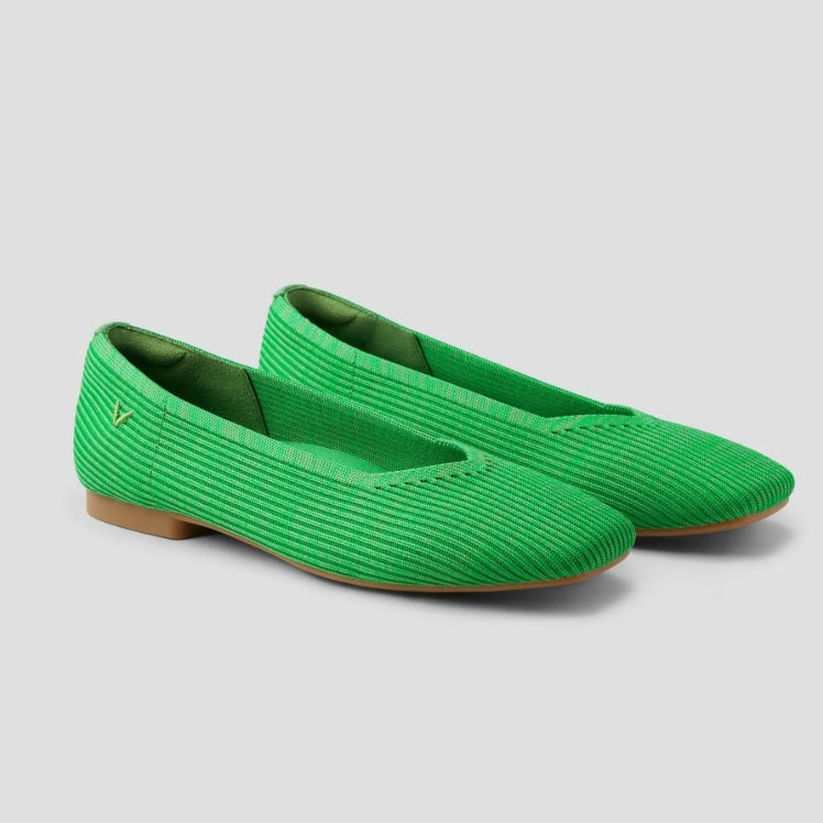 VIVAIA Margot 2.0 Square-Toe V-Cut Flats