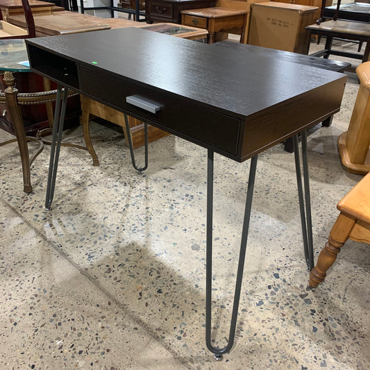 Modern Writing Table