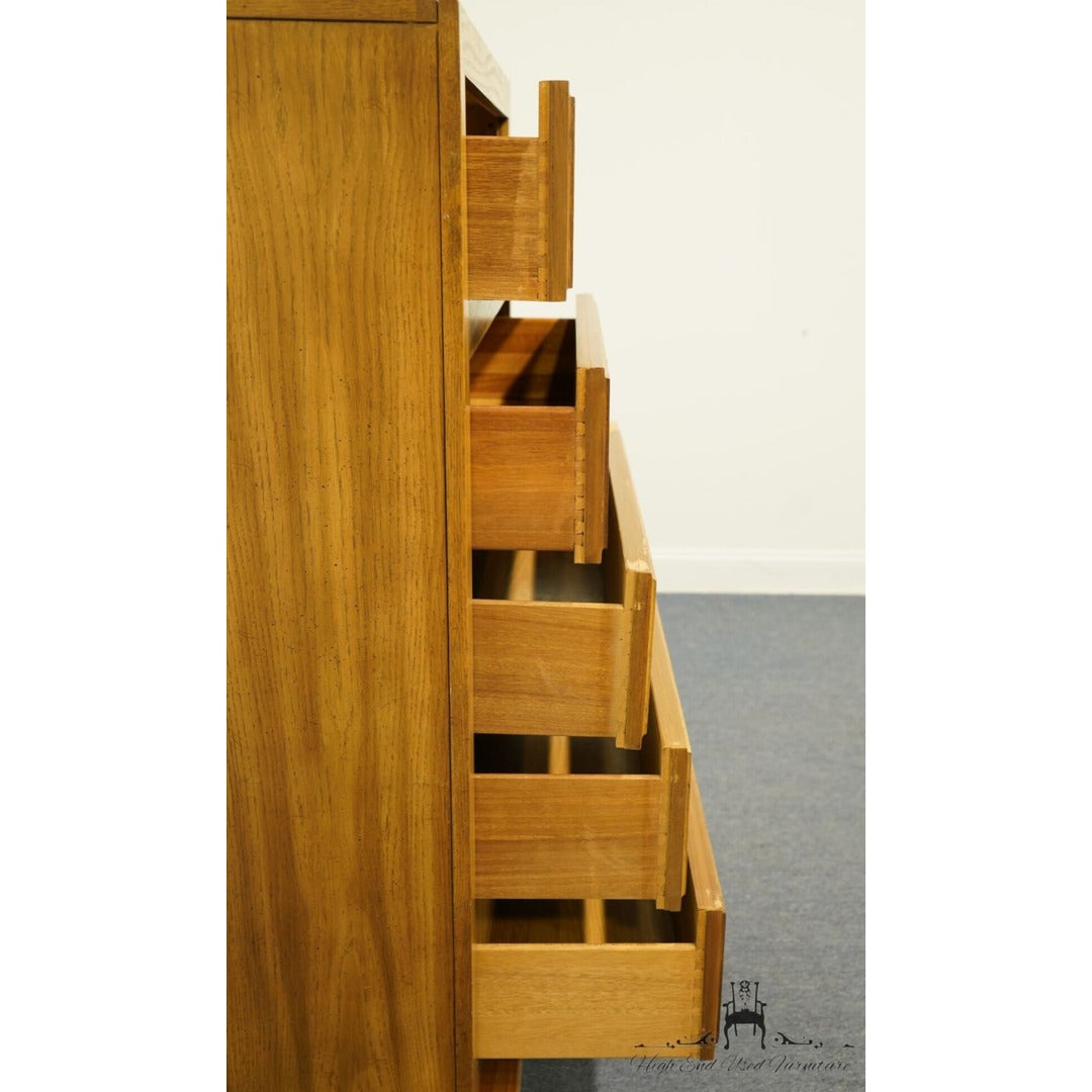 THOMASVILLE / HUNTLEY Contemporary Modern 36" Chest of Drawers