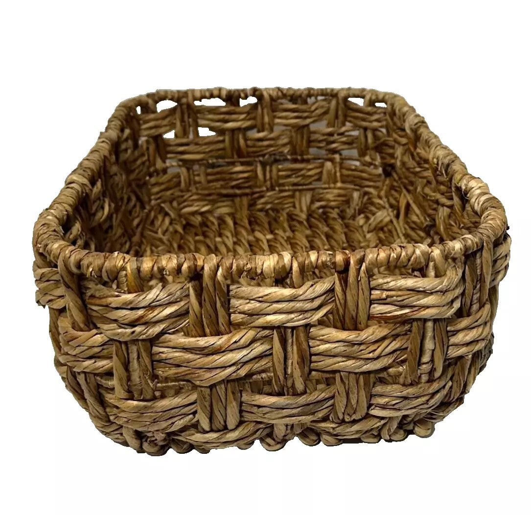 Brightroom Woven Bulrush Bin